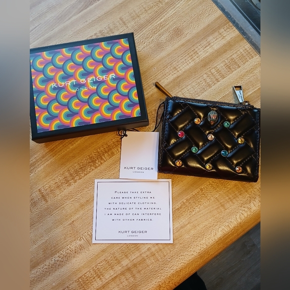 Kurt Geiger NWT Black Quilted Rhinestone Snap Wallet With Box - Picture 2 of 8